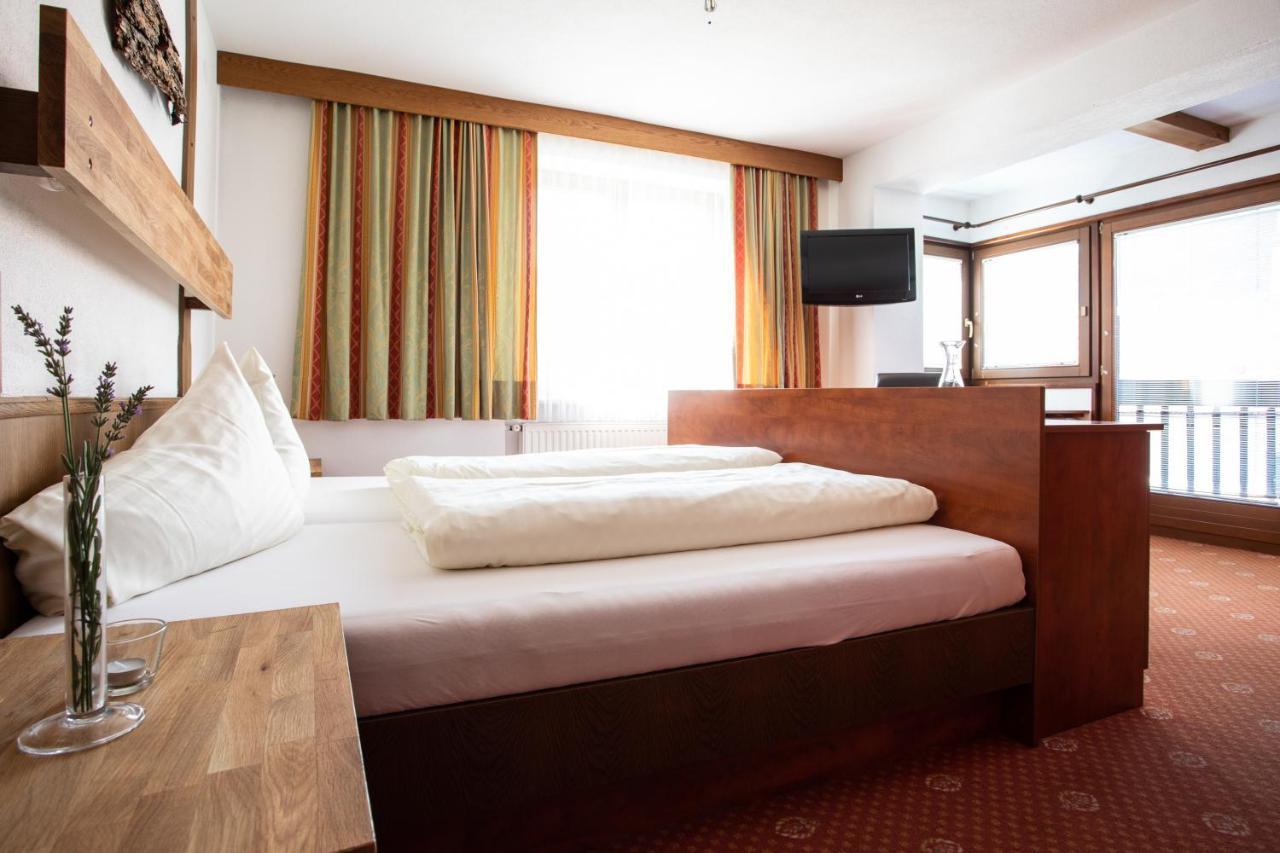 Ferienhotel Bergland Arzl im Pitztal Zewnętrze zdjęcie